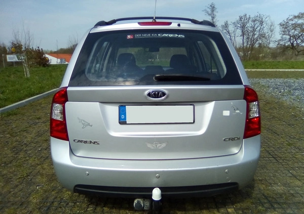 Kia Carens cena 12900 przebieg: 190000, rok produkcji 2009 z Szczecin małe 301